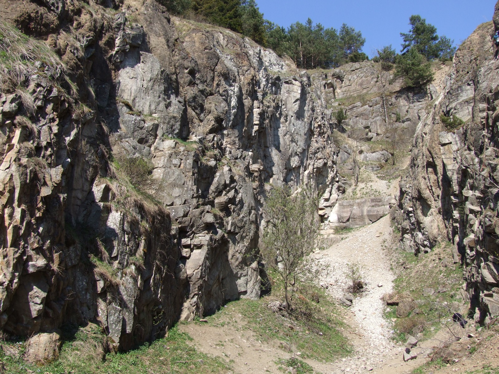 Dawny kamieniołom na górze Wdżar